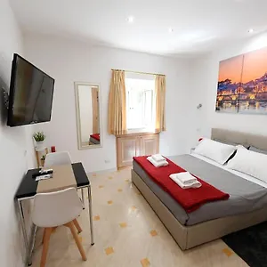 La Casa Degli Osti 2 - Piazza Navona Apartment
