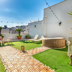 https://150mq-rooftop-paradise-with-hot-jacuzzi.barihotels.org